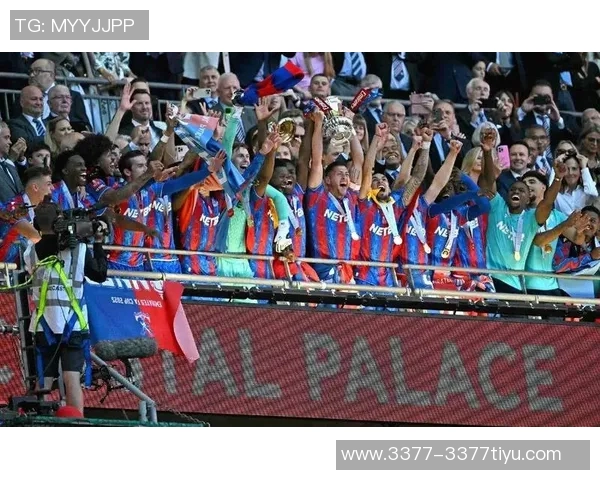 詹俊分析曼联逆转水晶宫比赛表现中场和边路引援仍显迫切需求