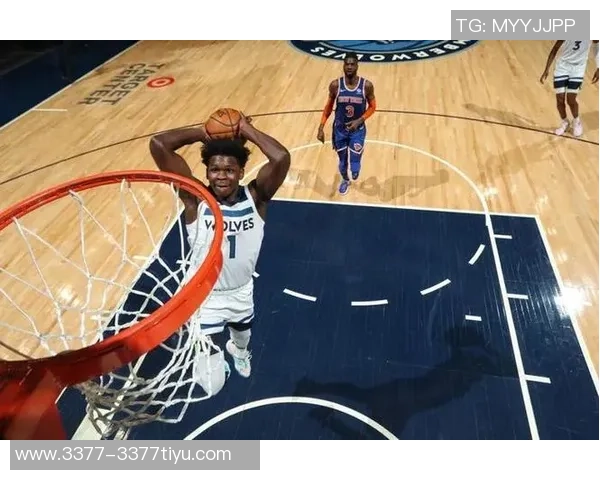 华子面对包夹与犯规困扰表现挣扎仅出手6次贡献11分6板4助3帽却有8次失误